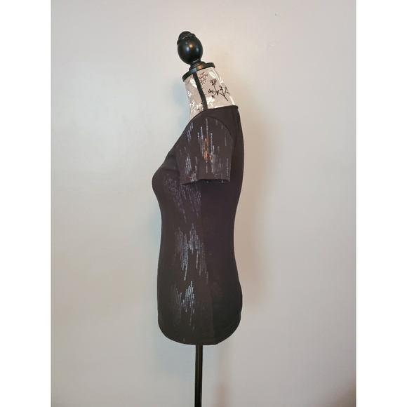 Black scoop neck sequin t shirt - Picture 3 of 6